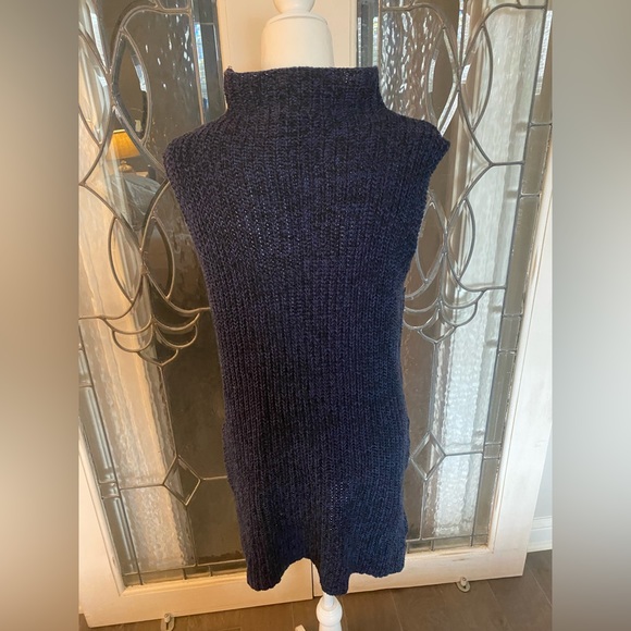 Ann Taylor Sweater - Picture 4 of 7